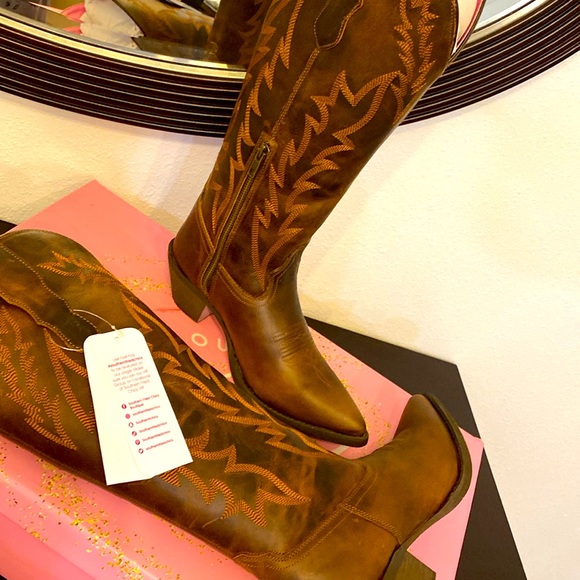 NWT Stella Mae Brown Leather Boots |Size 7.5 - Picture 10 of 10